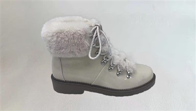 Plysj blondestøvler
